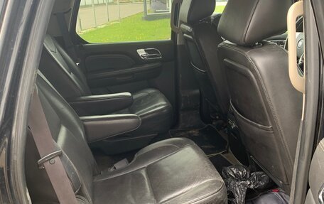 Cadillac Escalade III, 2013 год, 2 149 000 рублей, 10 фотография