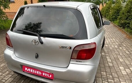 Toyota Yaris I рестайлинг, 2001 год, 410 000 рублей, 6 фотография