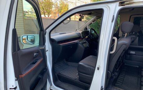 Nissan Elgrand III, 2006 год, 1 200 000 рублей, 8 фотография