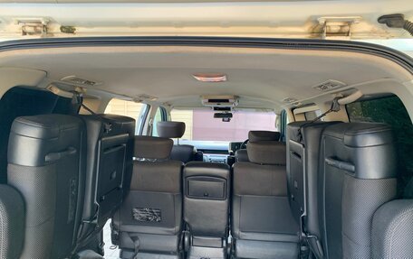 Nissan Elgrand III, 2006 год, 1 200 000 рублей, 13 фотография