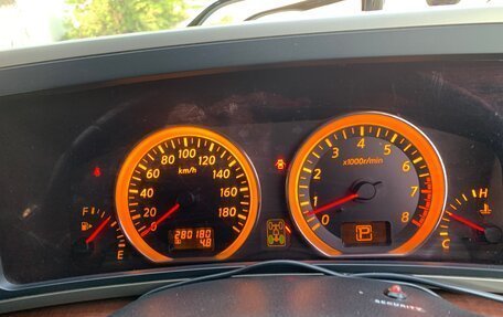 Nissan Elgrand III, 2006 год, 1 200 000 рублей, 15 фотография
