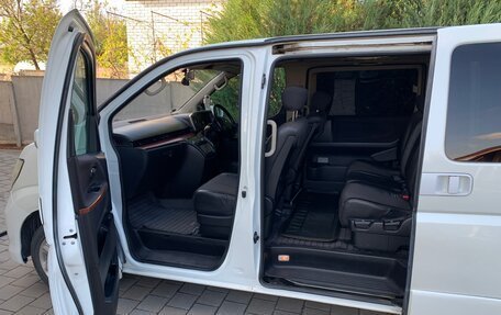 Nissan Elgrand III, 2006 год, 1 200 000 рублей, 9 фотография