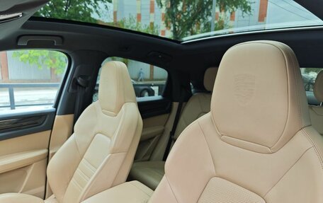 Porsche Cayenne III, 2021 год, 10 990 000 рублей, 11 фотография