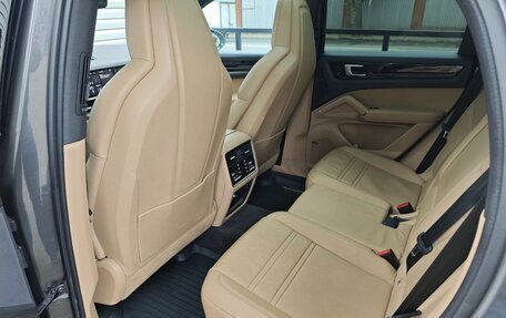 Porsche Cayenne III, 2021 год, 10 990 000 рублей, 16 фотография