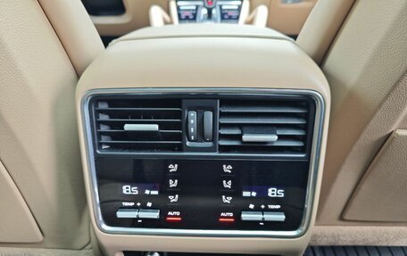 Porsche Cayenne III, 2021 год, 10 990 000 рублей, 20 фотография