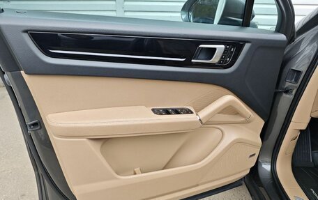 Porsche Cayenne III, 2021 год, 10 990 000 рублей, 24 фотография