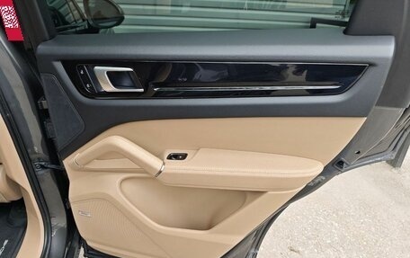 Porsche Cayenne III, 2021 год, 10 990 000 рублей, 26 фотография