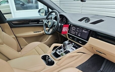 Porsche Cayenne III, 2021 год, 10 990 000 рублей, 22 фотография