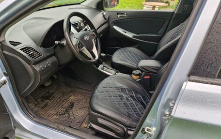 Hyundai Solaris II рестайлинг, 2011 год, 850 000 рублей, 6 фотография