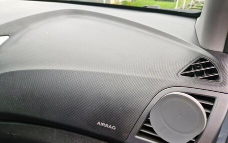 Hyundai Solaris II рестайлинг, 2011 год, 850 000 рублей, 13 фотография