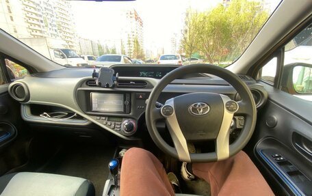 Toyota Aqua I, 2014 год, 940 000 рублей, 12 фотография