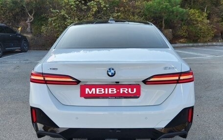 BMW 5 серия, 2024 год, 8 100 000 рублей, 4 фотография