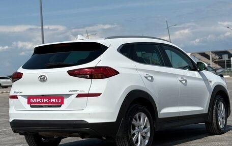 Hyundai Tucson III, 2018 год, 2 300 000 рублей, 3 фотография