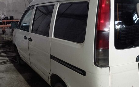 Toyota Lite Ace IV, 2001 год, 290 000 рублей, 3 фотография