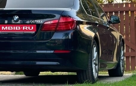 BMW 5 серия, 2012 год, 1 900 000 рублей, 11 фотография