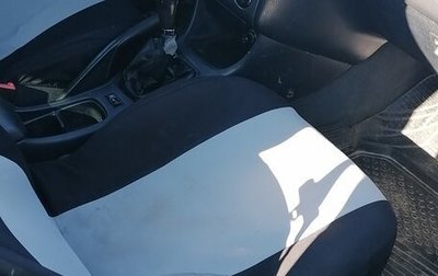 Toyota Avensis III рестайлинг, 2001 год, 380 000 рублей, 1 фотография