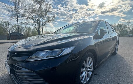 Toyota Camry, 2018 год, 2 470 000 рублей, 1 фотография