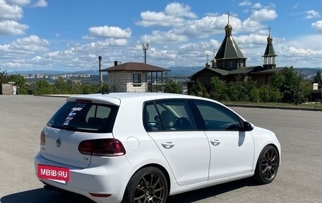 Volkswagen Golf VI, 2011 год, 1 150 000 рублей, 2 фотография