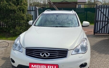 Infiniti QX50 I рестайлинг, 2014 год, 1 900 000 рублей, 6 фотография