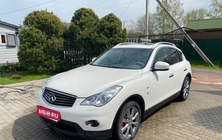 Infiniti QX50 I рестайлинг, 2014 год, 1 900 000 рублей, 5 фотография