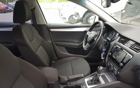 Skoda Octavia, 2015 год, 1 387 000 рублей, 9 фотография