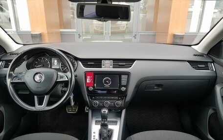 Skoda Octavia, 2015 год, 1 387 000 рублей, 11 фотография