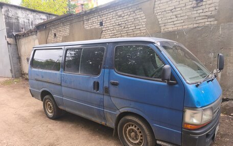 Toyota HiAce H100, 2003 год, 380 000 рублей, 5 фотография