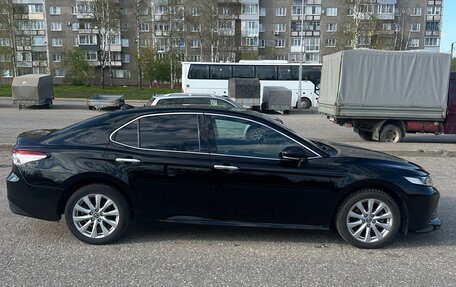 Toyota Camry, 2018 год, 2 470 000 рублей, 7 фотография
