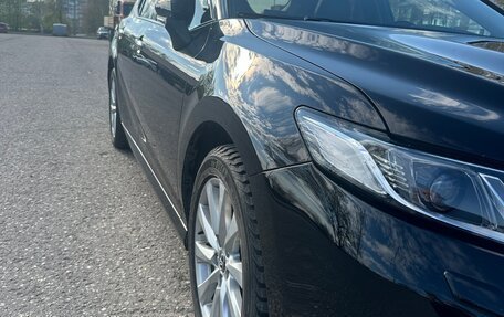 Toyota Camry, 2018 год, 2 470 000 рублей, 9 фотография