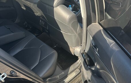 Toyota Camry, 2018 год, 2 470 000 рублей, 13 фотография