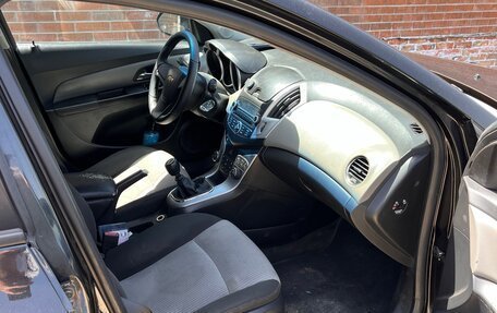 Chevrolet Cruze II, 2013 год, 690 000 рублей, 9 фотография
