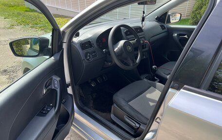 Volkswagen Polo VI (EU Market), 2013 год, 750 000 рублей, 13 фотография