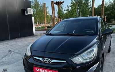 Hyundai Solaris II рестайлинг, 2012 год, 700 000 рублей, 1 фотография