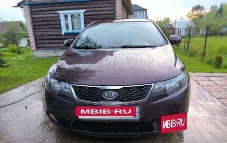 KIA Cerato III, 2011 год, 700 000 рублей, 2 фотография