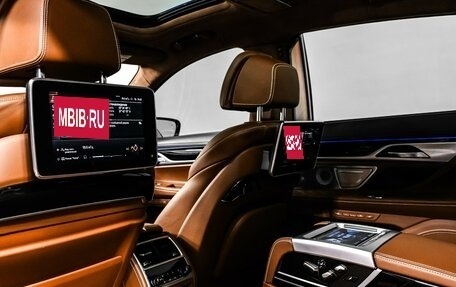 BMW 7 серия, 2019 год, 11 999 000 рублей, 15 фотография
