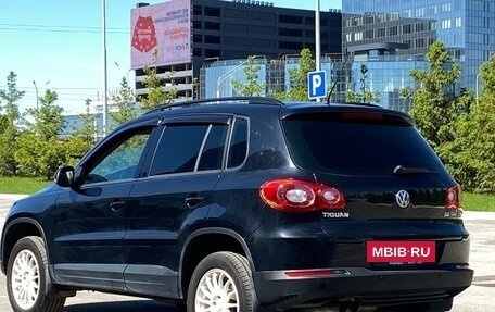 Volkswagen Tiguan I, 2010 год, 1 070 990 рублей, 4 фотография
