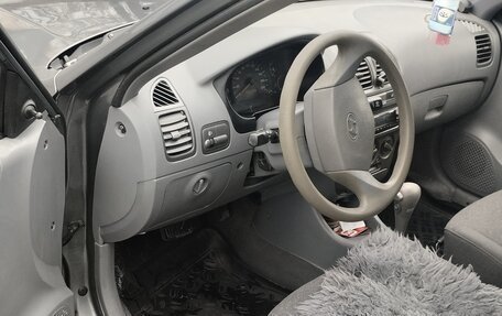 Hyundai Accent II, 2004 год, 300 000 рублей, 19 фотография