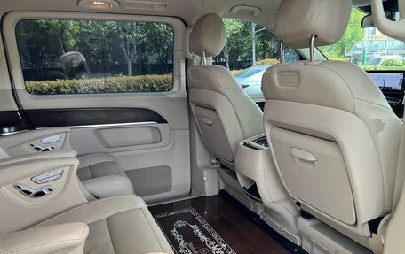 Mercedes-Benz V-Класс, 2021 год, 4 620 000 рублей, 15 фотография