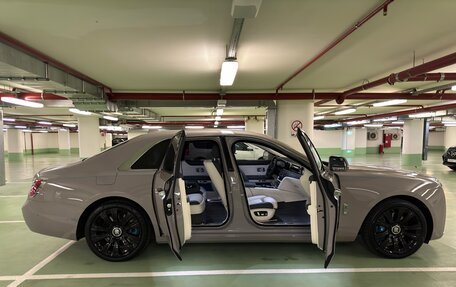 Rolls-Royce Ghost Series II рестайлинг, 2022 год, 41 500 000 рублей, 11 фотография