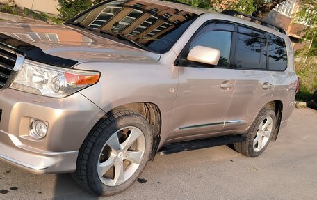 Toyota Land Cruiser 200, 2008 год, 2 600 000 рублей, 2 фотография