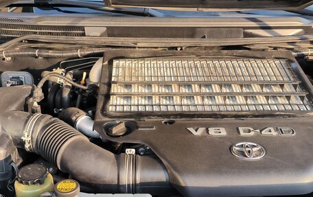 Toyota Land Cruiser 200, 2008 год, 2 600 000 рублей, 11 фотография