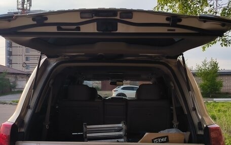 Toyota Land Cruiser 200, 2008 год, 2 600 000 рублей, 9 фотография