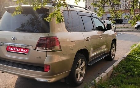 Toyota Land Cruiser 200, 2008 год, 2 600 000 рублей, 6 фотография