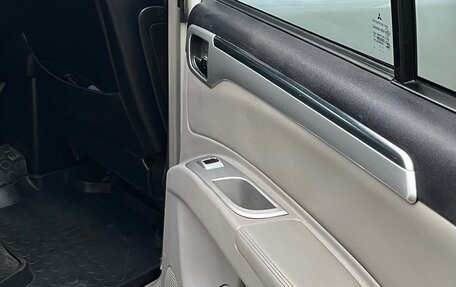 Mitsubishi Pajero Sport II рестайлинг, 2014 год, 1 950 000 рублей, 9 фотография