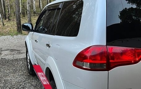 Mitsubishi Pajero Sport II рестайлинг, 2014 год, 1 950 000 рублей, 4 фотография