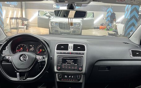 Volkswagen Polo VI (EU Market), 2016 год, 1 000 000 рублей, 7 фотография