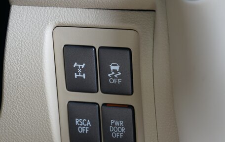 Lexus LX III, 2010 год, 3 200 000 рублей, 24 фотография