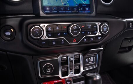 Jeep Wrangler, 2020 год, 6 650 000 рублей, 35 фотография