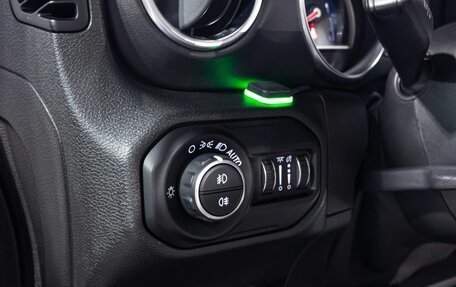 Jeep Wrangler, 2020 год, 6 650 000 рублей, 37 фотография