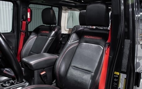 Jeep Wrangler, 2020 год, 6 650 000 рублей, 33 фотография